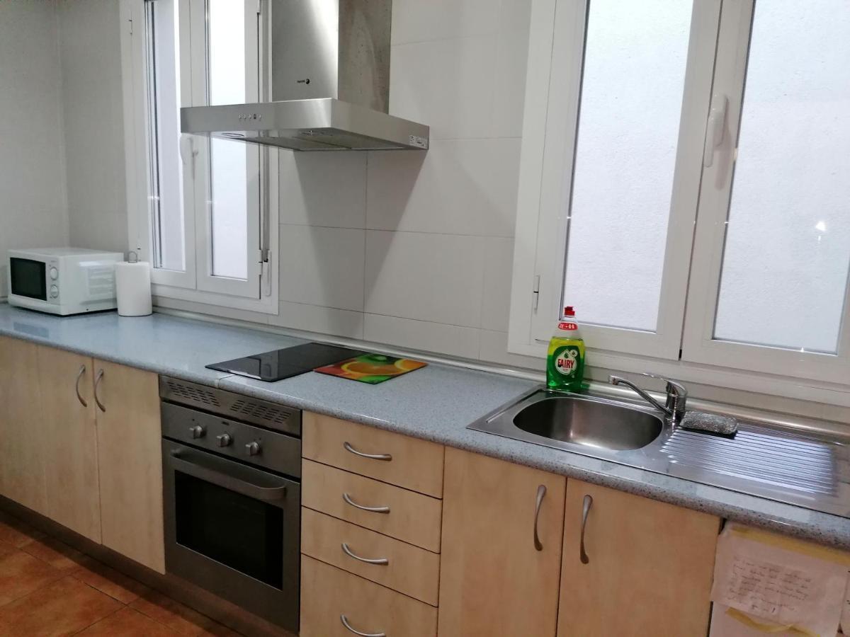 Apartamentos El Puente Madrid Bagian luar foto