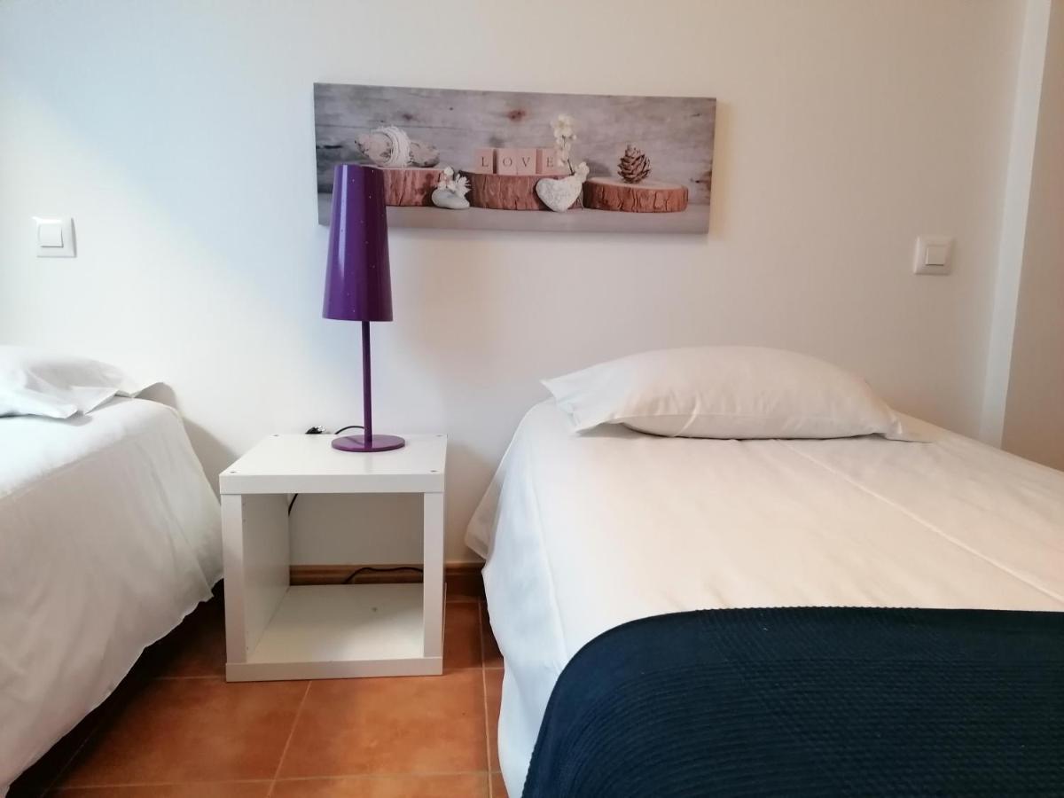 Apartamentos El Puente Madrid Bagian luar foto